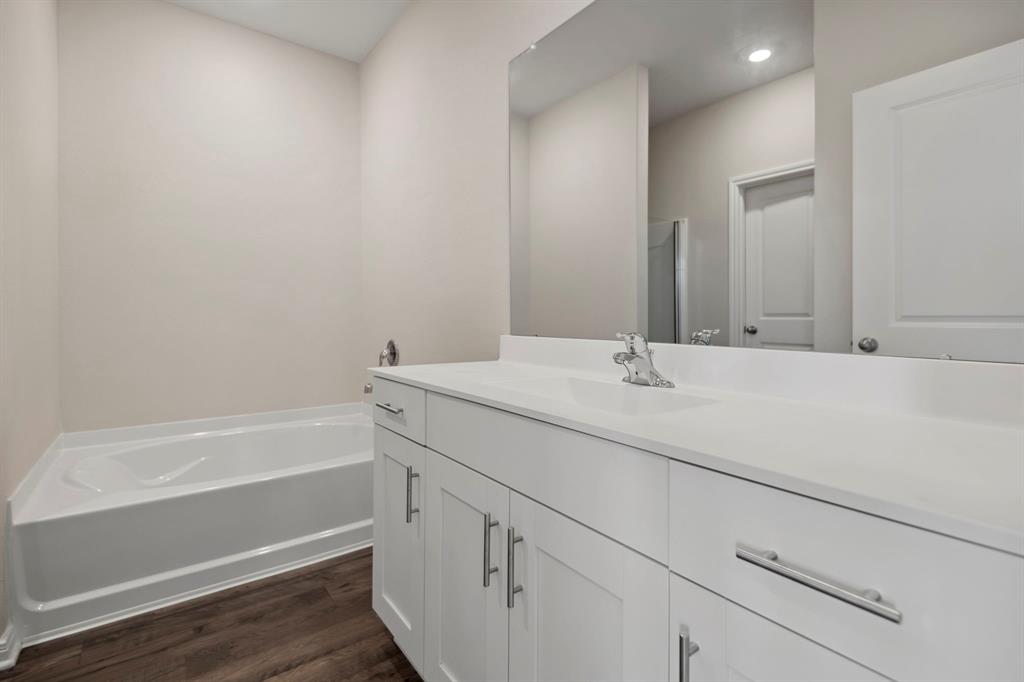 16449 Blossom Grove Drive, Conroe, Texas image 8