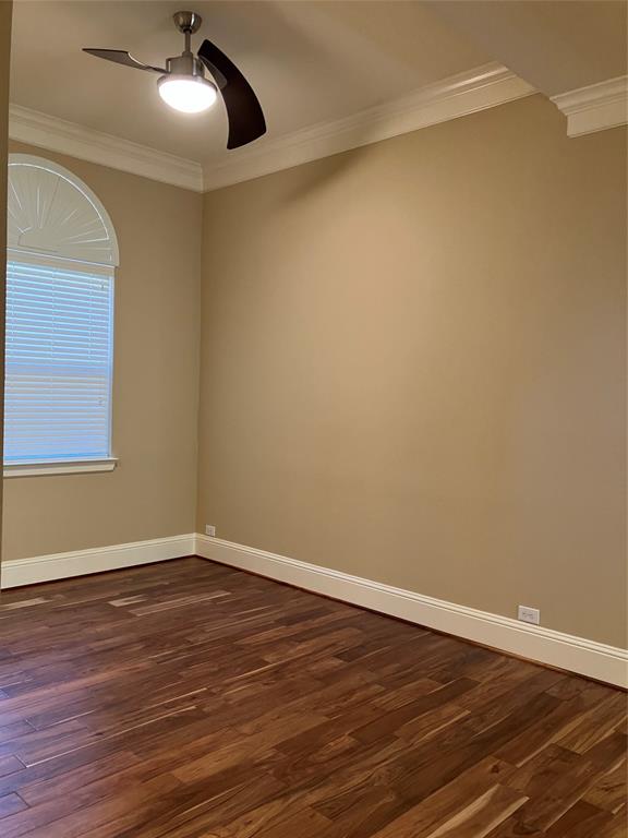 8603 Crescent Valley Lane, Humble, Texas image 5