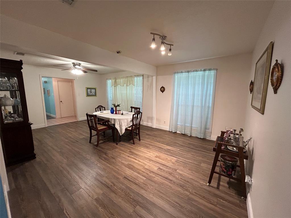 1108 Barclay Tterrace Ter, Woodville, Texas image 4
