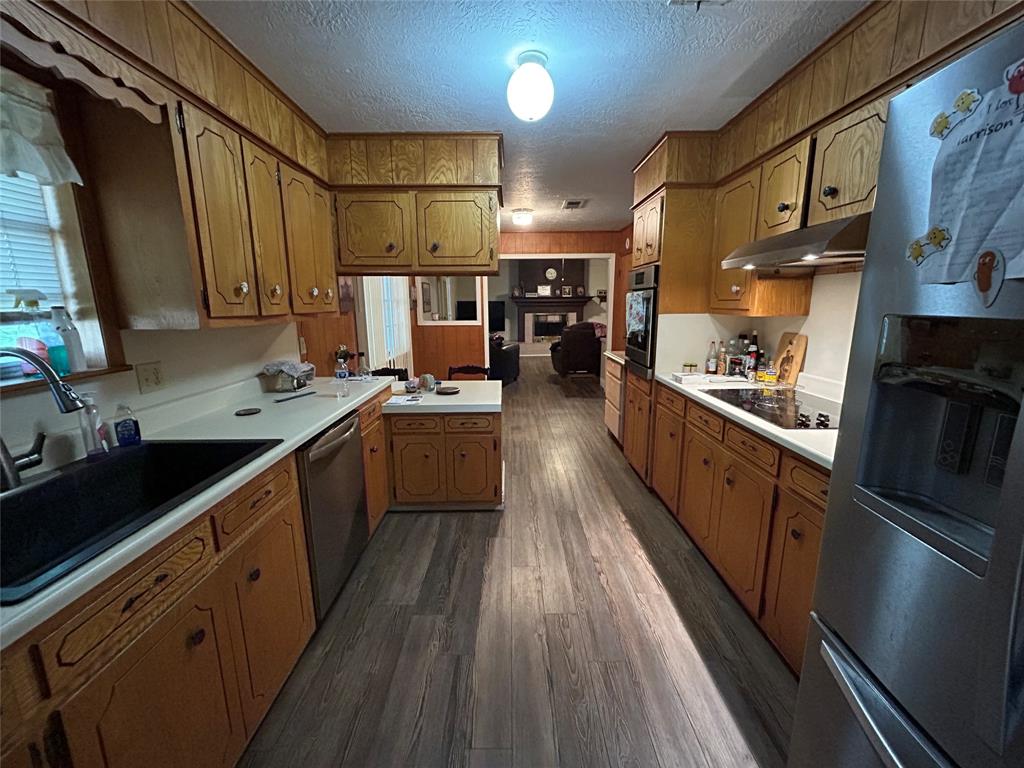 1108 Barclay Tterrace Ter, Woodville, Texas image 8