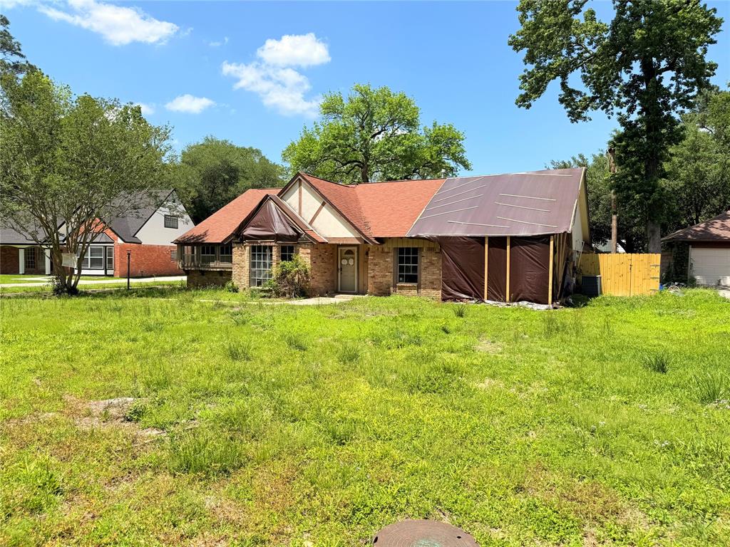 545 Roanoke Drive, Conroe, Texas image 1