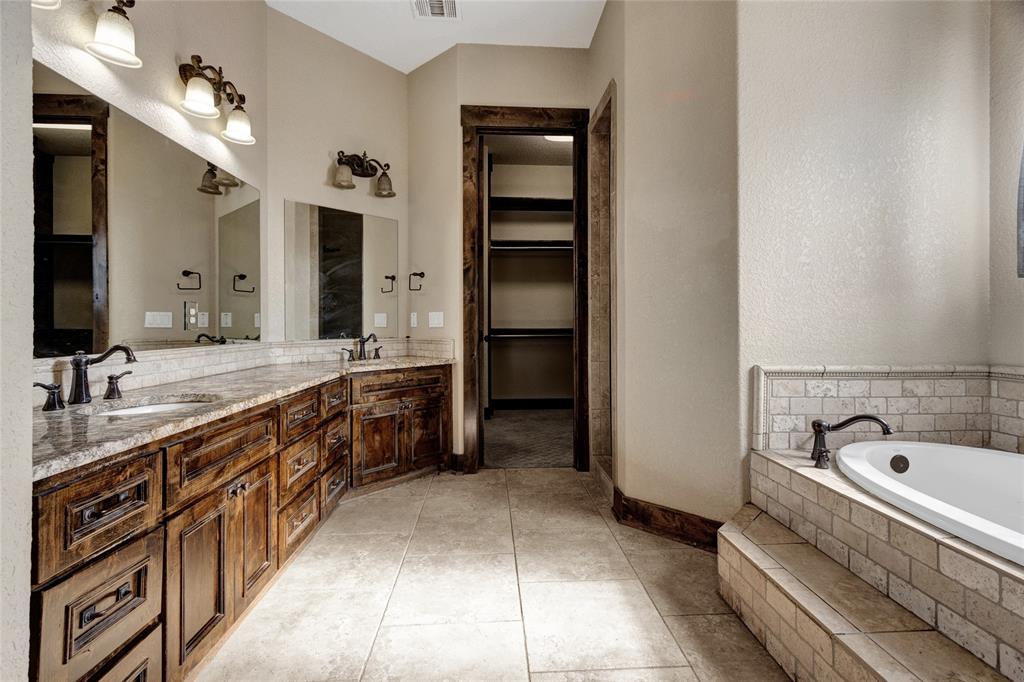 5202 Cowan Road, Flatonia, Texas image 28
