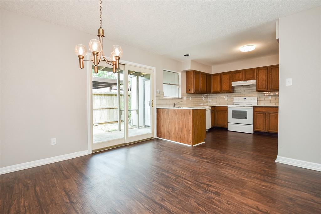 5809 Village Forest Court, Houston, Texas image 13