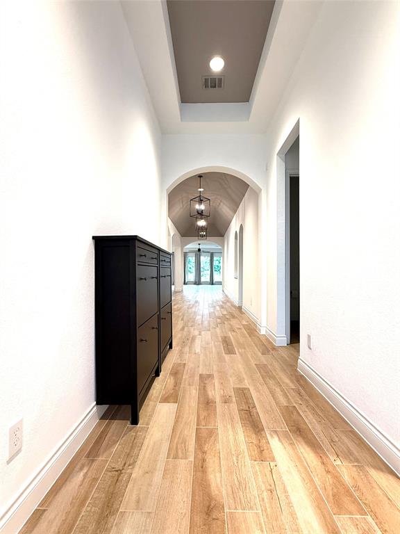 9402 Orchard Trail