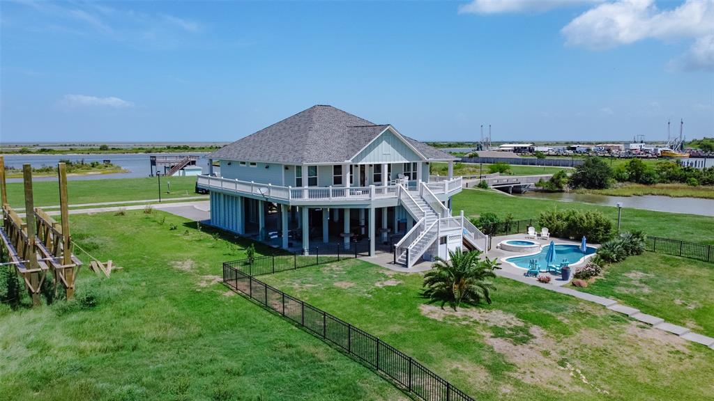 2108 Laguna Harbor Estate Boulevard, Port Bolivar, Texas image 5