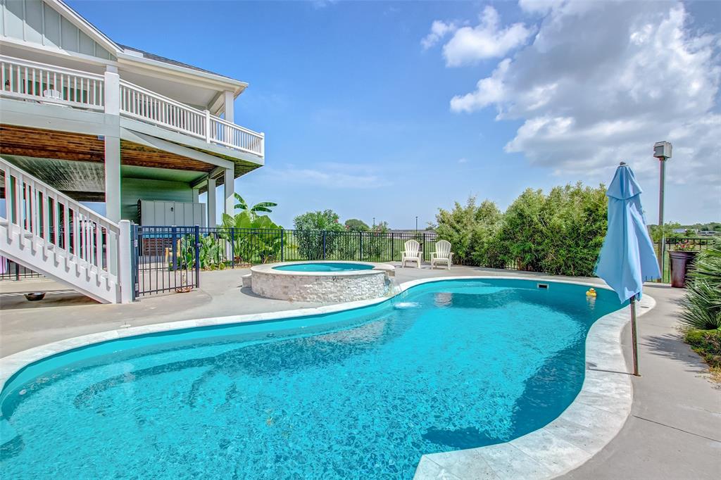 2108 Laguna Harbor Estate Boulevard, Port Bolivar, Texas image 24