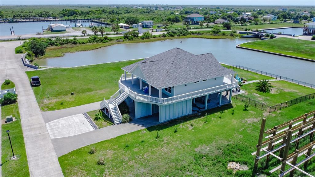 2108 Laguna Harbor Estate Boulevard, Port Bolivar, Texas image 6