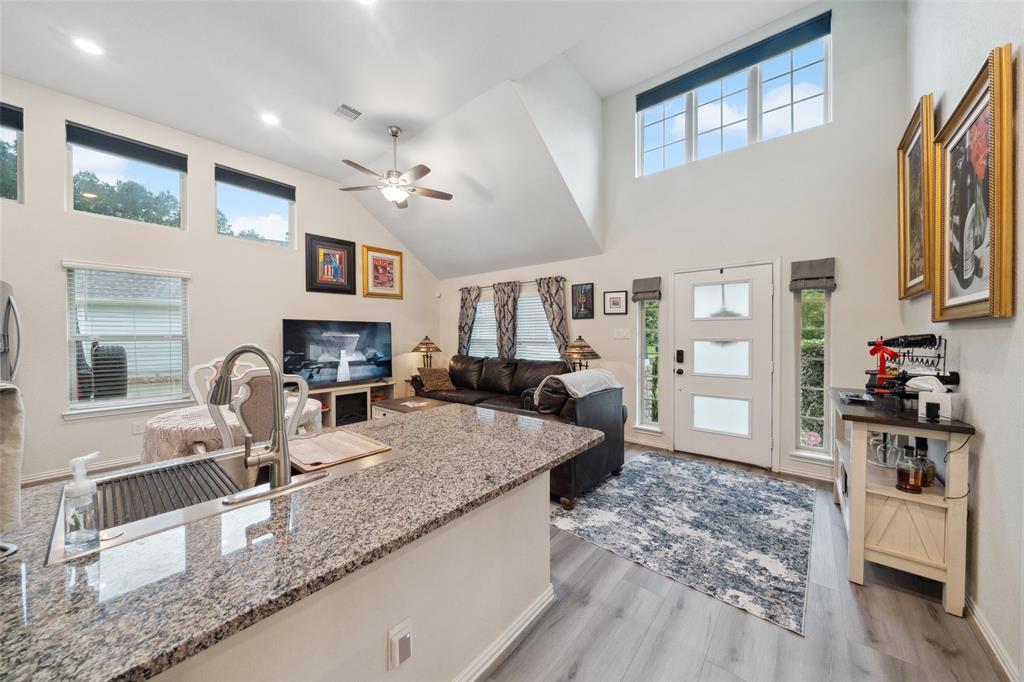 257 N Lynx Trail, Montgomery, Texas image 12