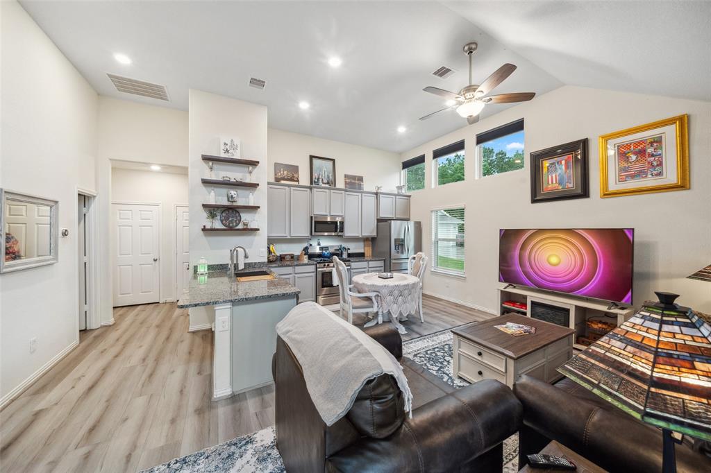 257 N Lynx Trail, Montgomery, Texas image 24