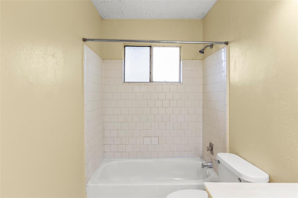 16603 Quail Briar Drive, Houston, Texas image 27