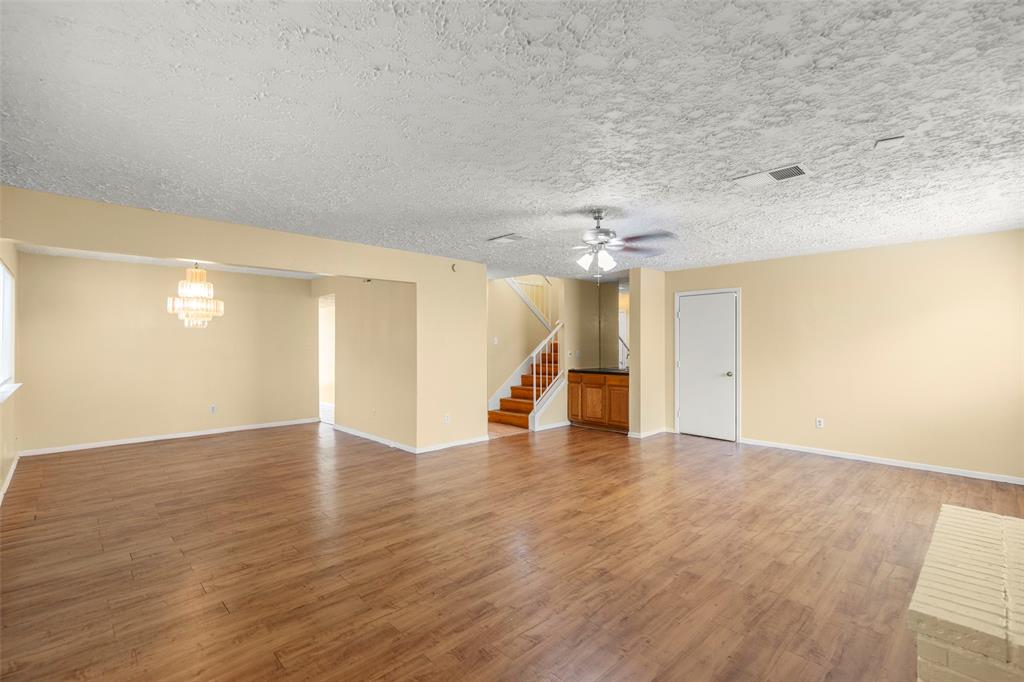 16603 Quail Briar Drive, Houston, Texas image 5