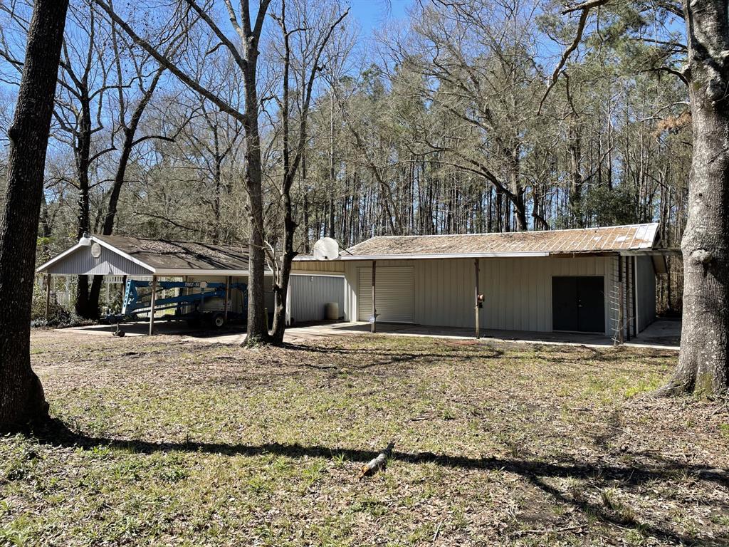 20756 Oakshade Drive, New Caney, Texas image 4