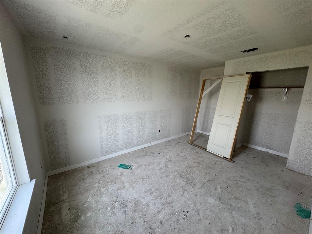 114 Palmer Bayou Court, Dayton, Texas image 8