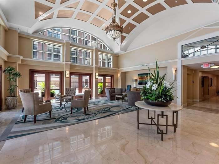 1616 Fountain View Drive #206, Houston, Texas image 4