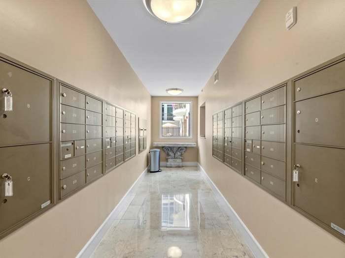 1616 Fountain View Drive #206, Houston, Texas image 6