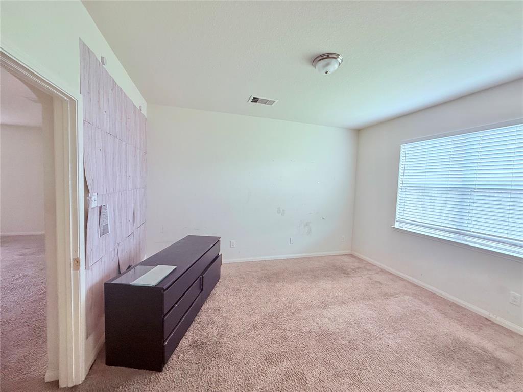 10823 Spring Brook Pass Drive, Humble, Texas image 6