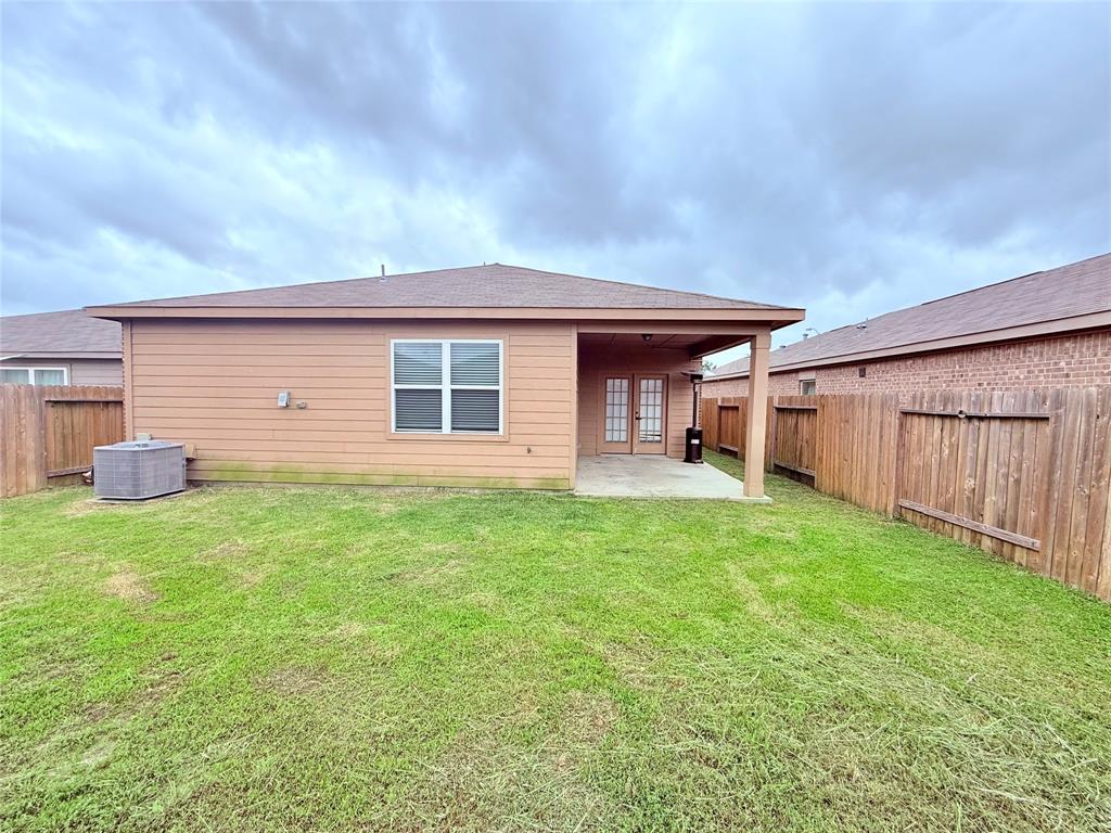 10823 Spring Brook Pass Drive, Humble, Texas image 14