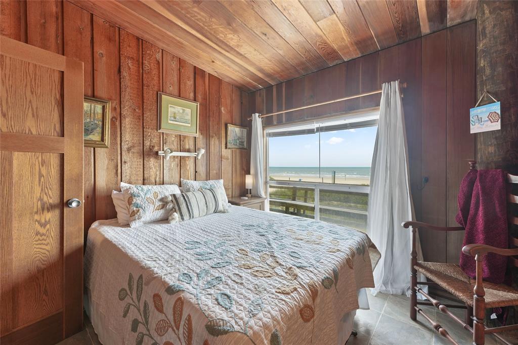 4434 Blue Water Highway, Freeport, Texas image 18