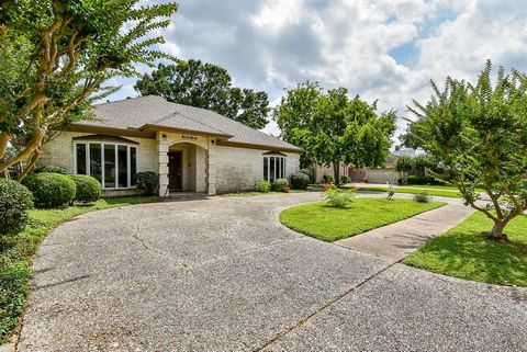 7519 Coachwood Drive Houston TX 77071