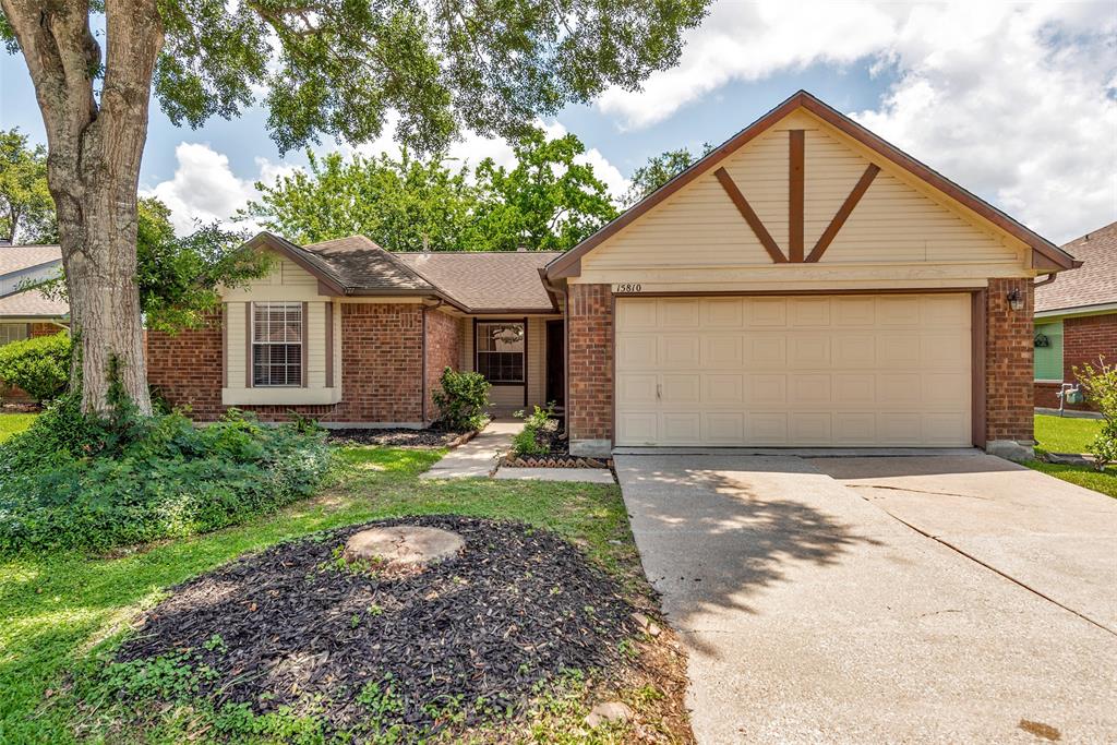 15810 Heritage Falls Drive, Friendswood, Texas image 38
