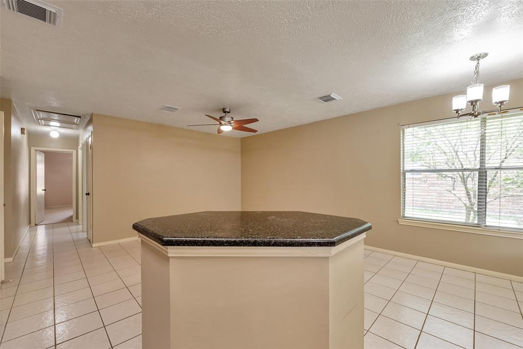 15810 Heritage Falls Drive, Friendswood, Texas image 15