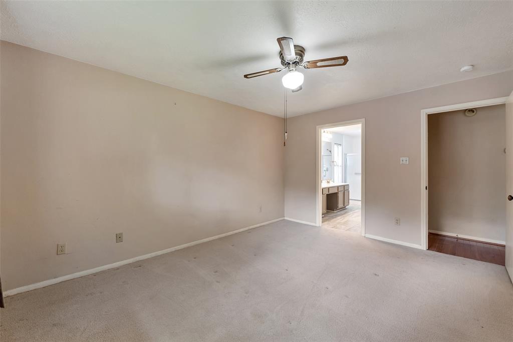 15810 Heritage Falls Drive, Friendswood, Texas image 29