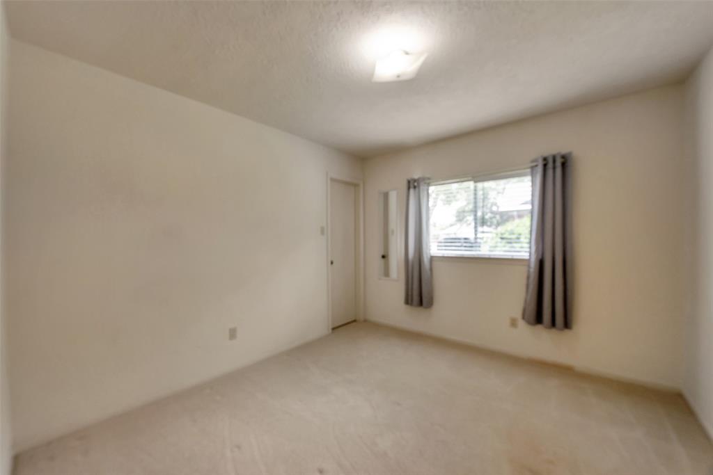 15810 Heritage Falls Drive, Friendswood, Texas image 24
