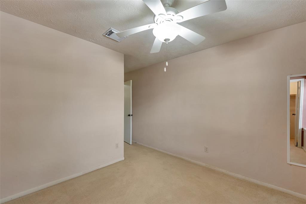 15810 Heritage Falls Drive, Friendswood, Texas image 26
