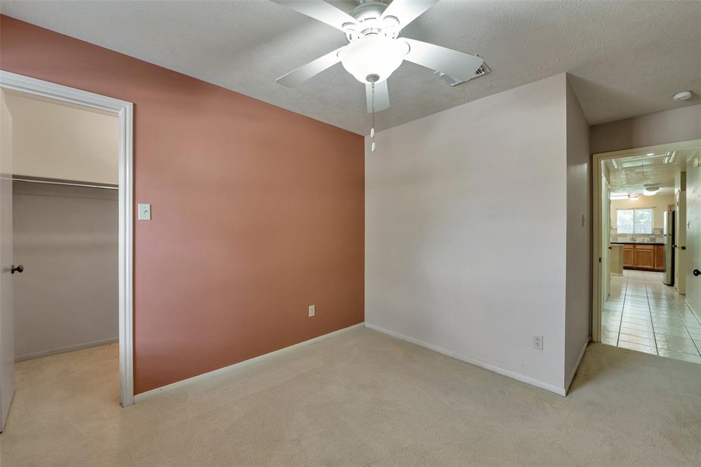 15810 Heritage Falls Drive, Friendswood, Texas image 27