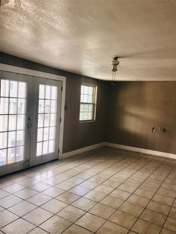2244 Des Jardines Street, Houston, Texas image 18