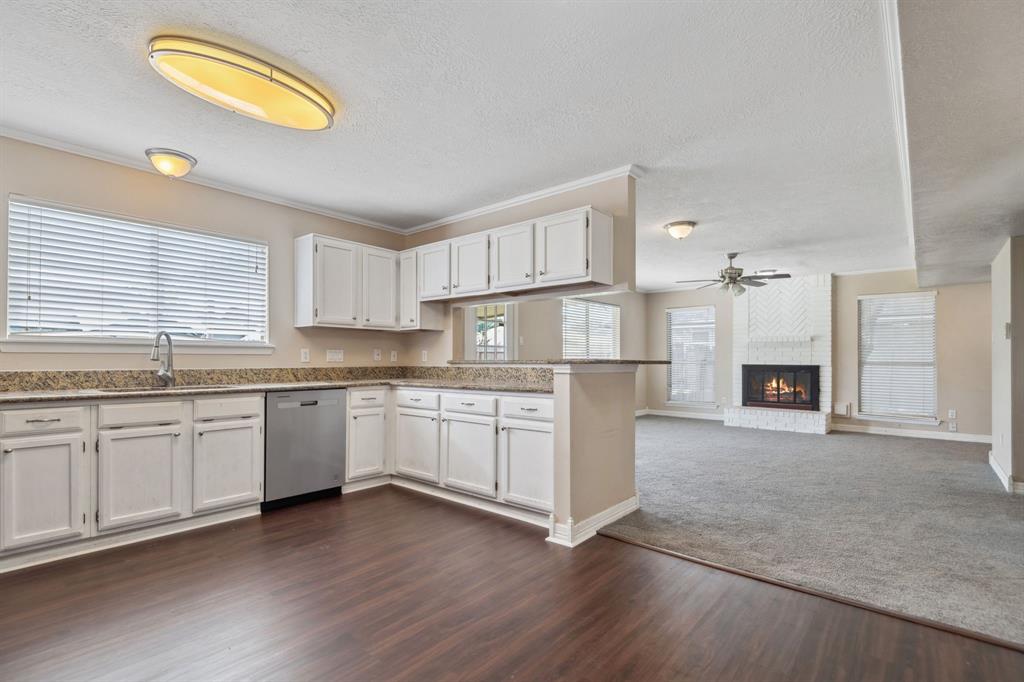 10818 Birch Drive, La Porte, Texas image 8