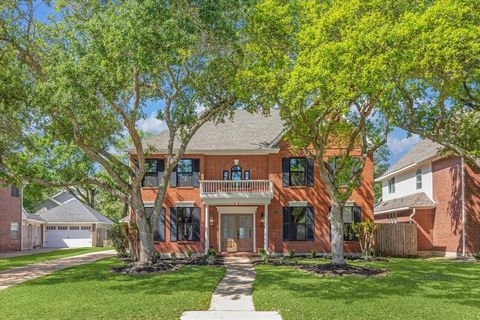 MLS: 16497041