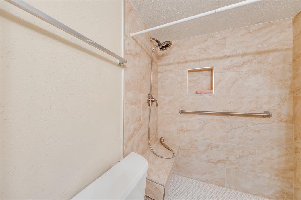 1950 Spenwick Drive #429H, Houston, Texas image 11