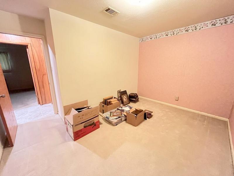 302 Cordell Drive, Crockett, Texas image 33