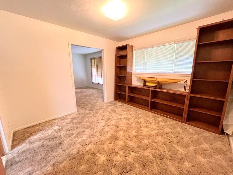 302 Cordell Drive, Crockett, Texas image 15