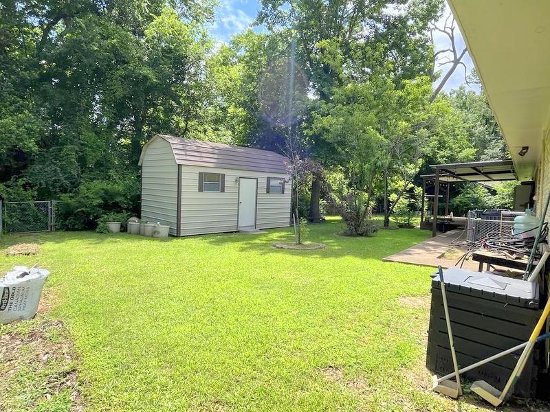 302 Cordell Drive, Crockett, Texas image 37