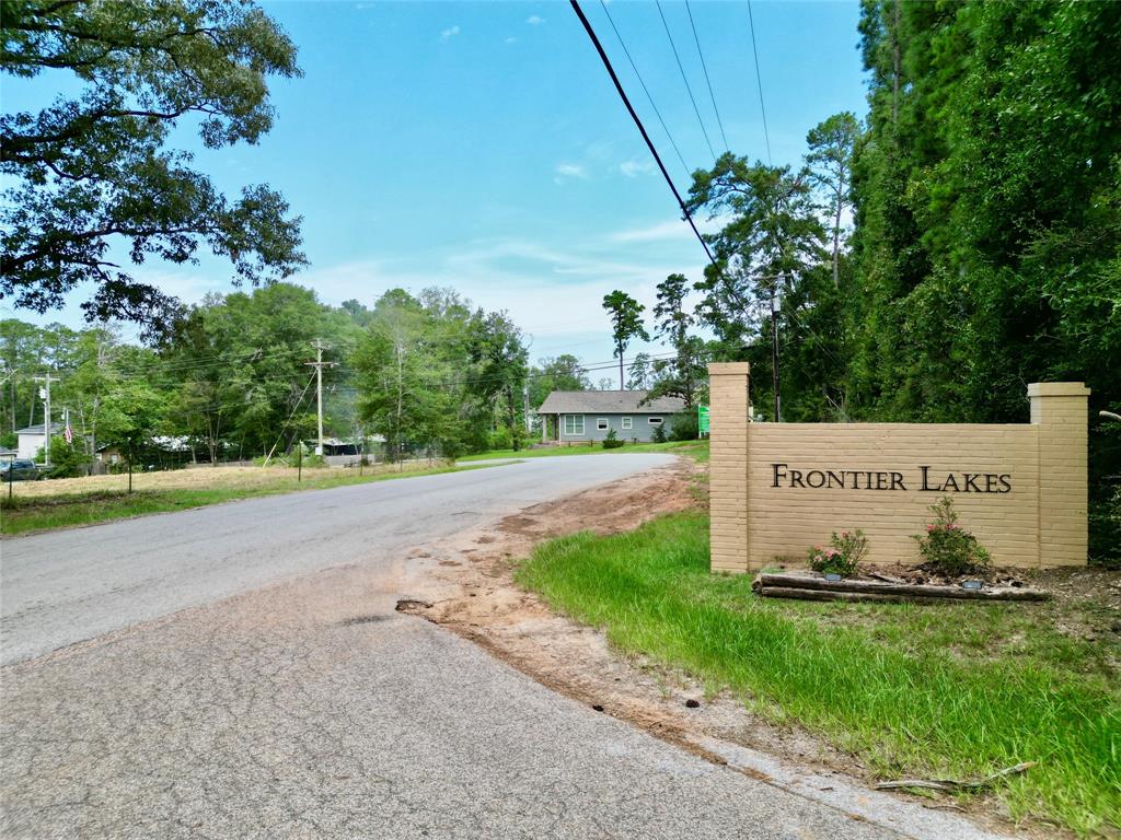 15024 Bonham Road, Willis, Texas image 9