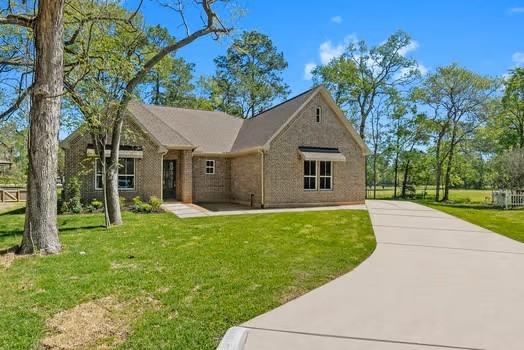 557 Hermitage Court, Conroe, Texas image 4