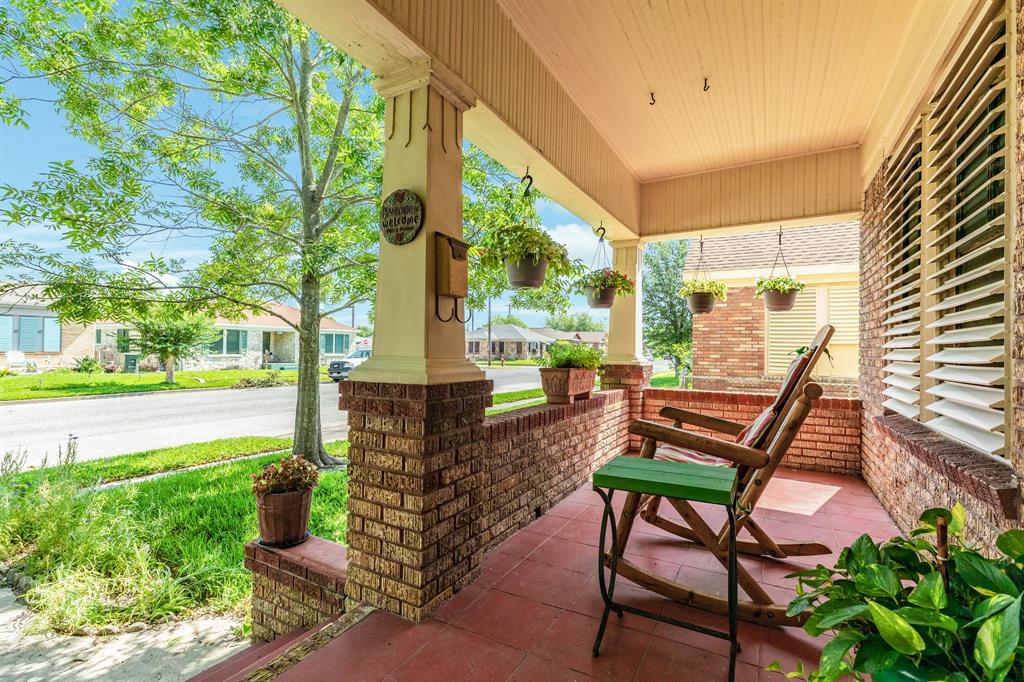 4917 Austin Drive, Galveston, Texas image 2