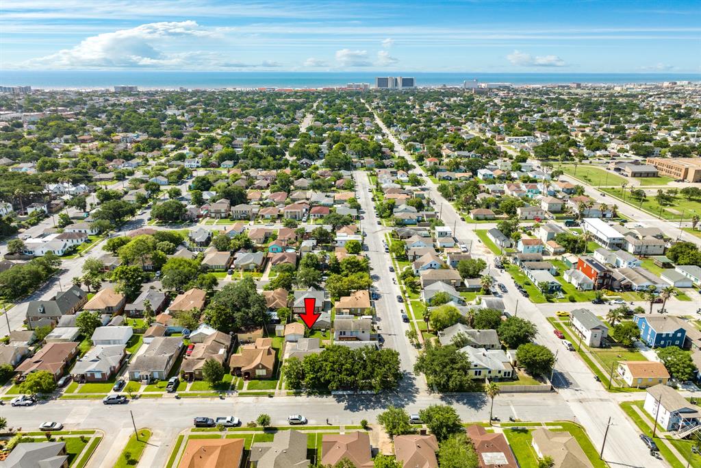 4917 Austin Drive, Galveston, Texas image 31