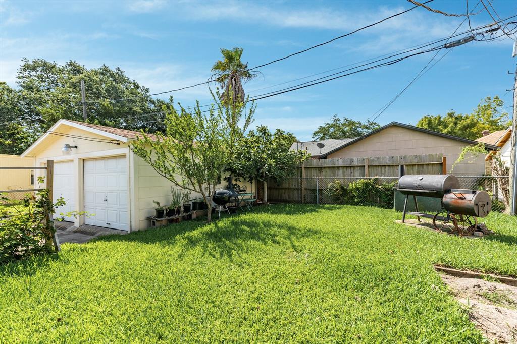 4917 Austin Drive, Galveston, Texas image 24