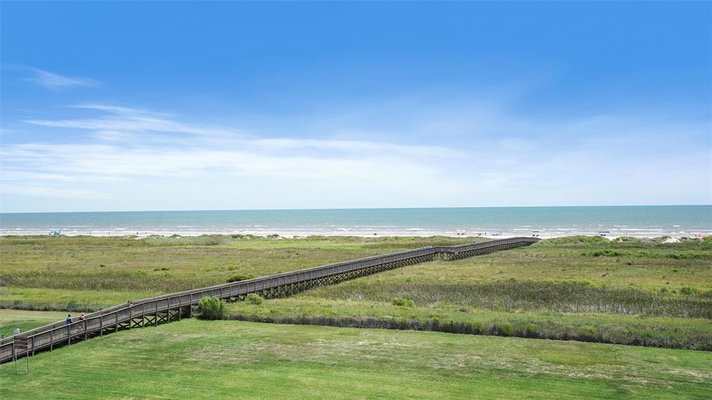 4141 Pointe West Drive #103, Galveston, Texas image 2