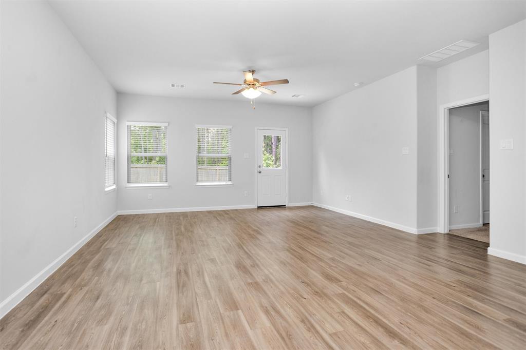 25720 Sweetpea Court, Montgomery, Texas image 12