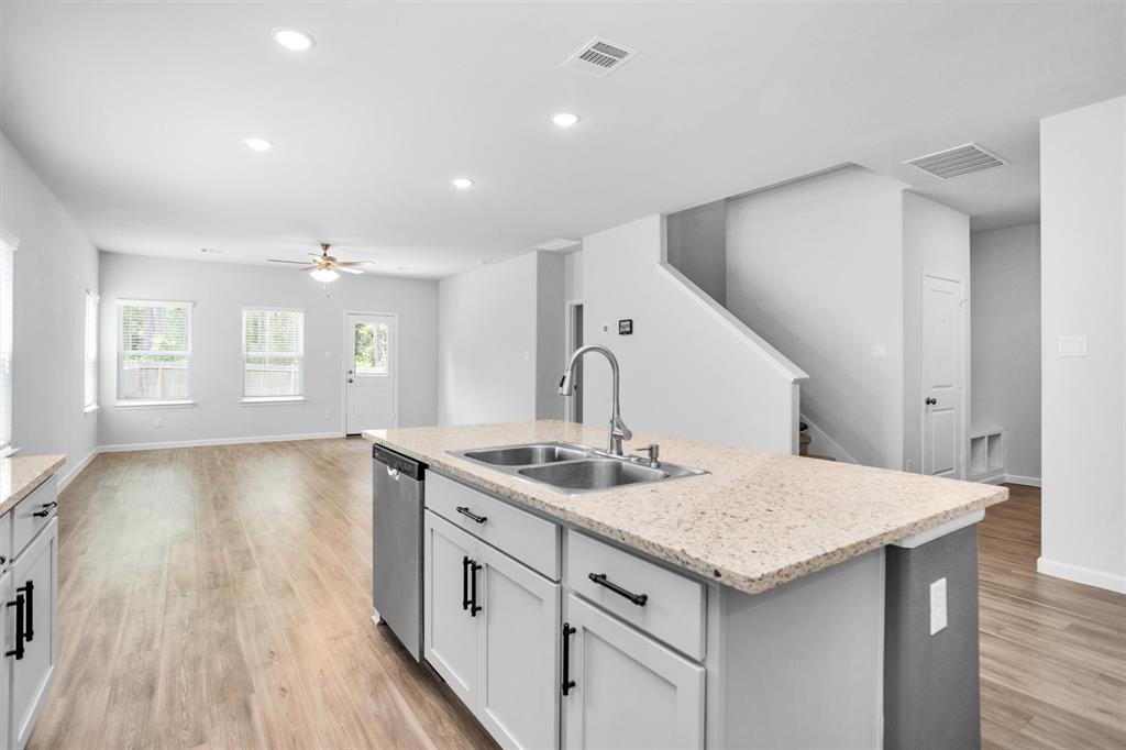 25720 Sweetpea Court, Montgomery, Texas image 19