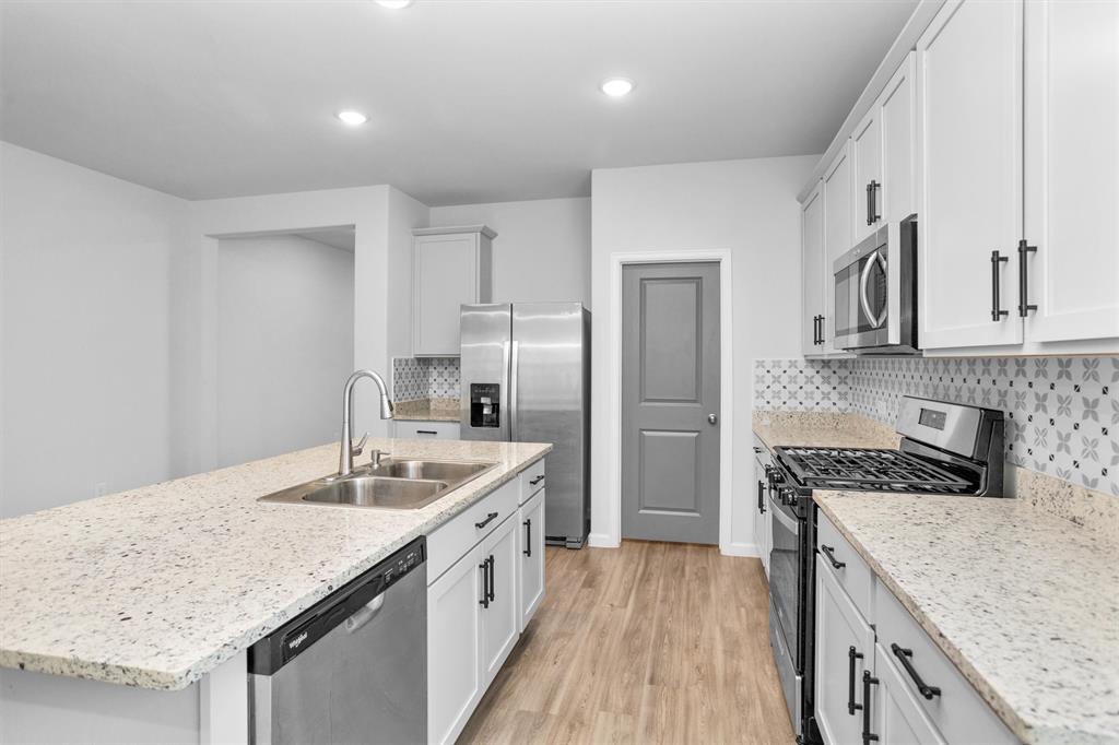 25720 Sweetpea Court, Montgomery, Texas image 17