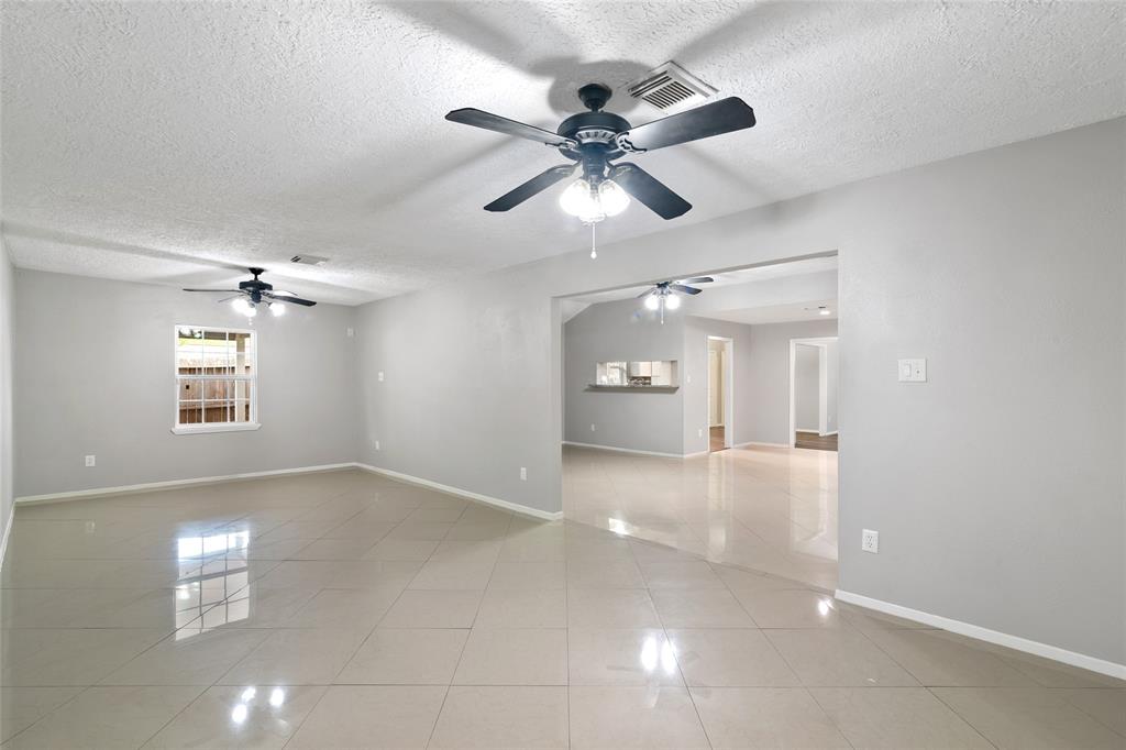 6602 Lynngate Drive, Spring, Texas image 17