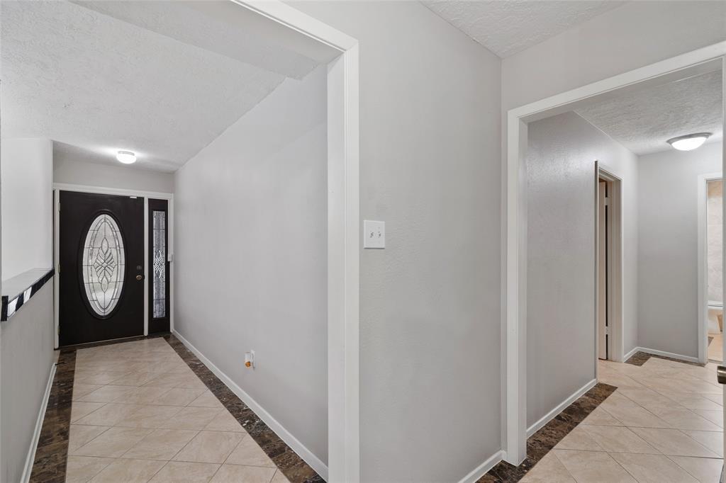 6602 Lynngate Drive, Spring, Texas image 6