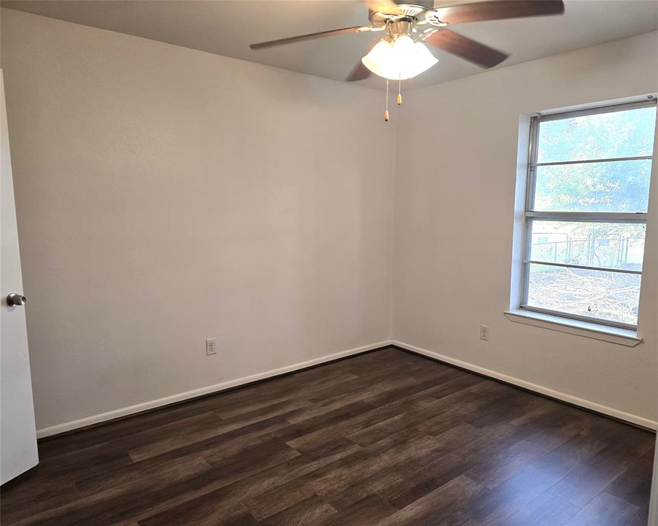 94 S Shirley Lane