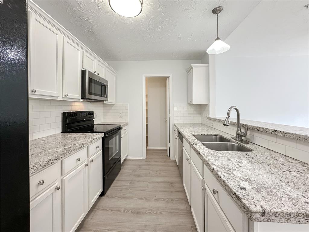8051 Bay Branch Drive #131, The Woodlands, Texas image 16