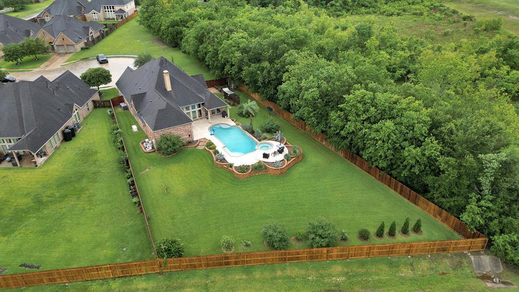 4003 N Creekmont Drive, Fresno, Texas image 1
